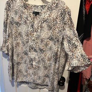 JNY by Jennifer Nye Cream Speckled Button-Front Blouse